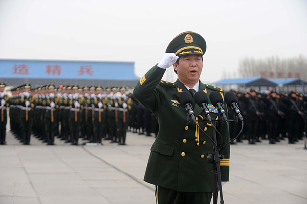 武警部隊司令員政委，職責(zé)與角色的深度解析，武警部隊司令員政委職責(zé)與角色的全面解析