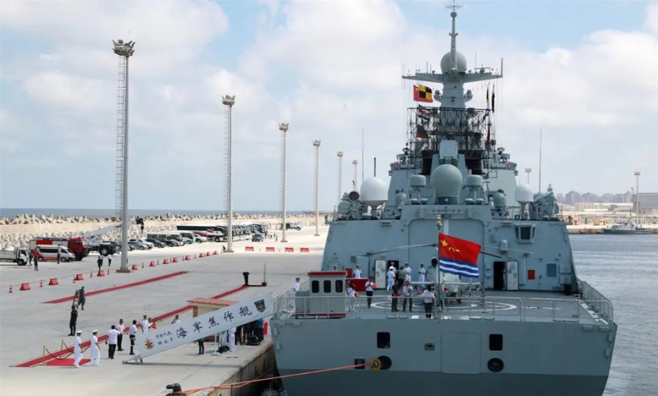 中國(guó)海軍112艦，展現(xiàn)大國(guó)海軍力量的重要標(biāo)志，中國(guó)海軍112艦，大國(guó)海軍力量的驕傲標(biāo)志