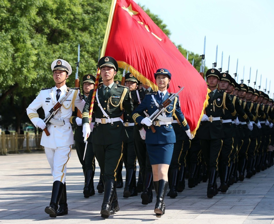 檢閱女兵儀仗隊，榮耀與力量的展現(xiàn)，檢閱女兵儀仗隊，榮耀與力量的璀璨瞬間