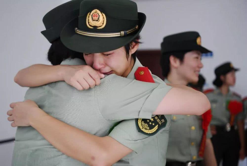 關(guān)于21式各軍種八一臂章的探討，關(guān)于各軍種八一臂章的探討，深入解析21式臂章特點
