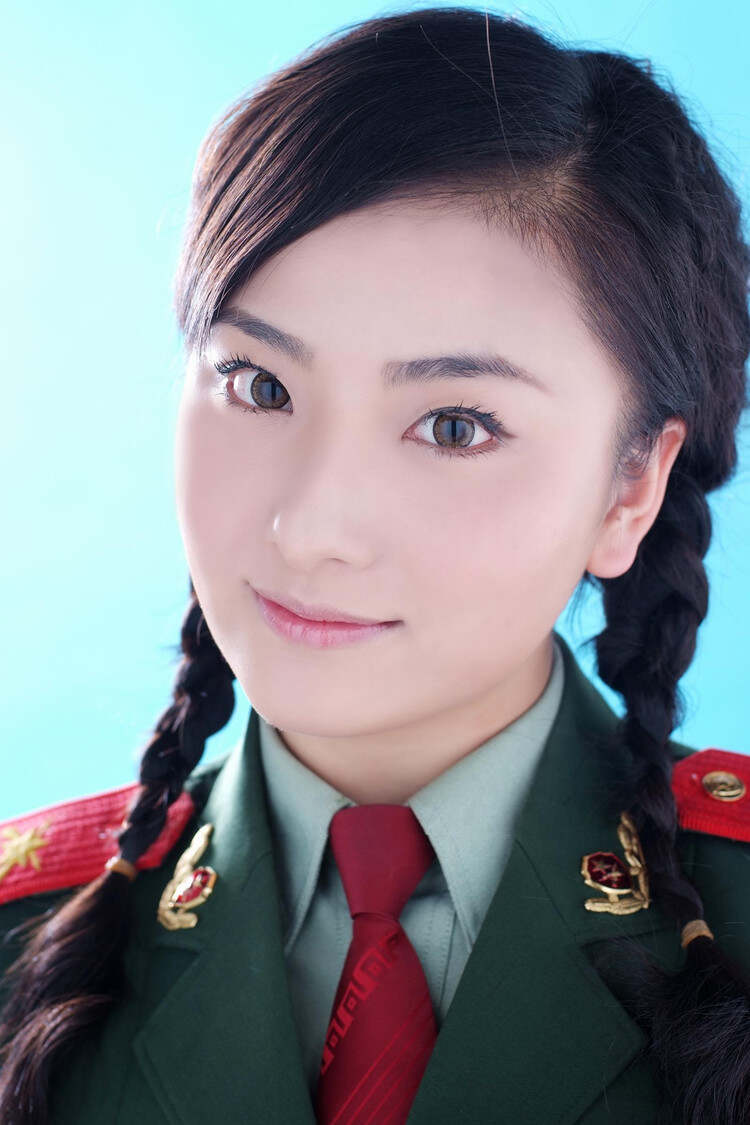 中國最漂亮的女兵照片第一名——展現(xiàn)英雄之美與榮耀印記，中國女兵第一名，榮耀印記與英雄之美的璀璨瞬間
