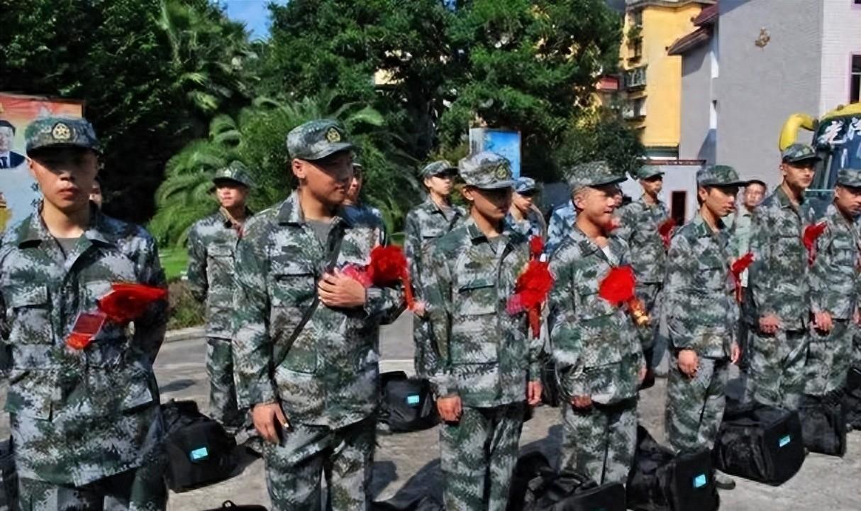 中央軍事委員會(huì)組成人員表及其職責(zé)與重要性，中央軍事委員會(huì)組成人員表、職責(zé)與重要性解析