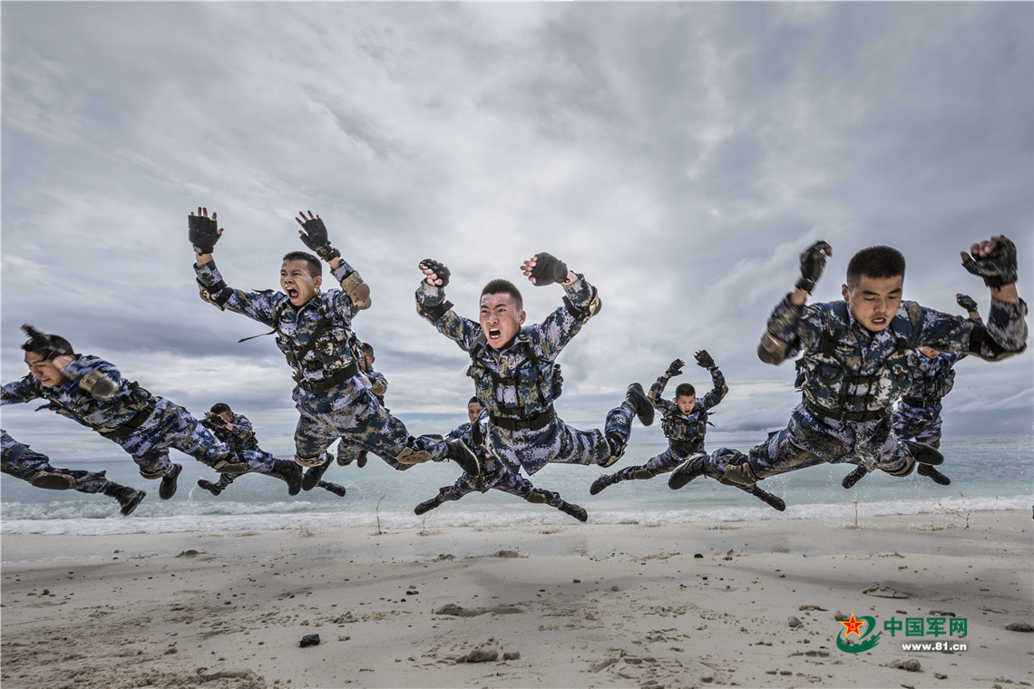 最新軍事圖片高清壁紙，展現(xiàn)現(xiàn)代軍事力量之美，現(xiàn)代軍事力量之美，高清壁紙軍事圖片展示
