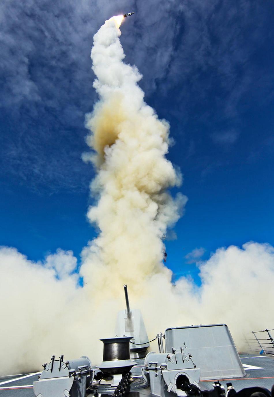 導(dǎo)彈驅(qū)逐艦與護衛(wèi)艦的區(qū)別，深入解析兩種軍艦的特性和功能，導(dǎo)彈驅(qū)逐艦與護衛(wèi)艦特性與功能深度解析，兩大軍艦類型之差異解析
