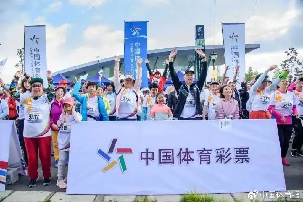 新澳門一碼一肖一特一中鳳凰體育彩票——探索彩票背后的秘密，新澳門彩票背后的秘密，一碼一肖一特一中與鳳凰體育彩票解析