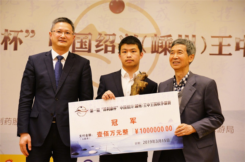 王中王鐵算一肖，揭秘生肖運勢與神秘預(yù)測，揭秘生肖運勢與預(yù)測，王中王鐵算一肖的獨特洞察