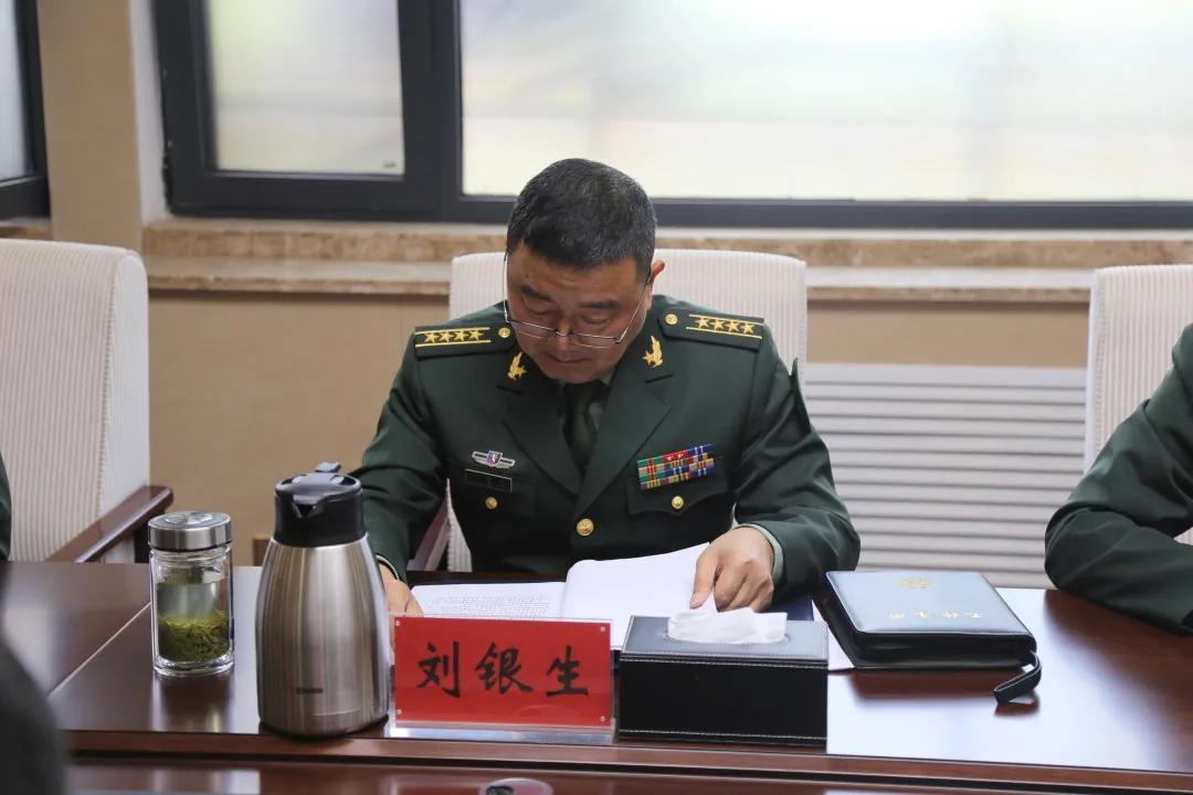 部隊(duì)每日新聞講評稿子，部隊(duì)每日新聞講評概覽，最新動(dòng)態(tài)與要點(diǎn)解析