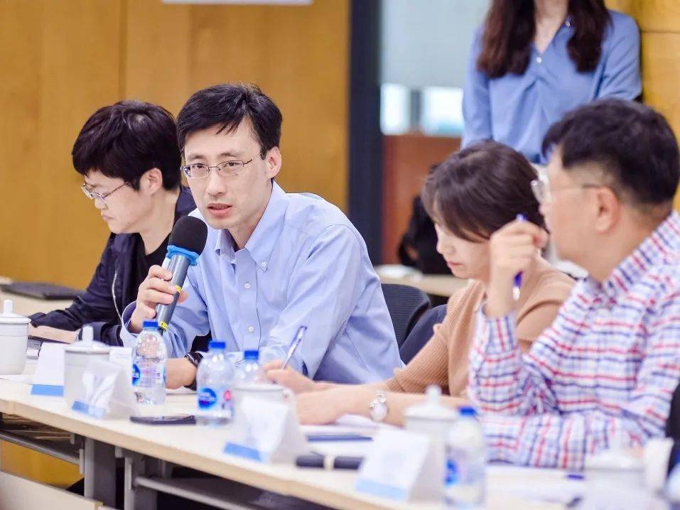 王中王一肖中持嗎？深度解析背后的故事與真相，揭秘王中王一肖背后的故事與真相，深度解析與真相探討
