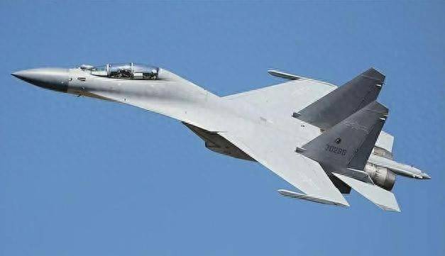 殲-11戰(zhàn)機，幾代戰(zhàn)機中的佼佼者，殲-11戰(zhàn)機，幾代戰(zhàn)機中的翹楚